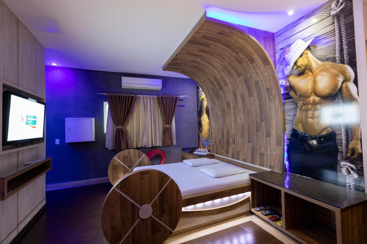 Troia Motel Фос ду Игуасу Екстериор снимка