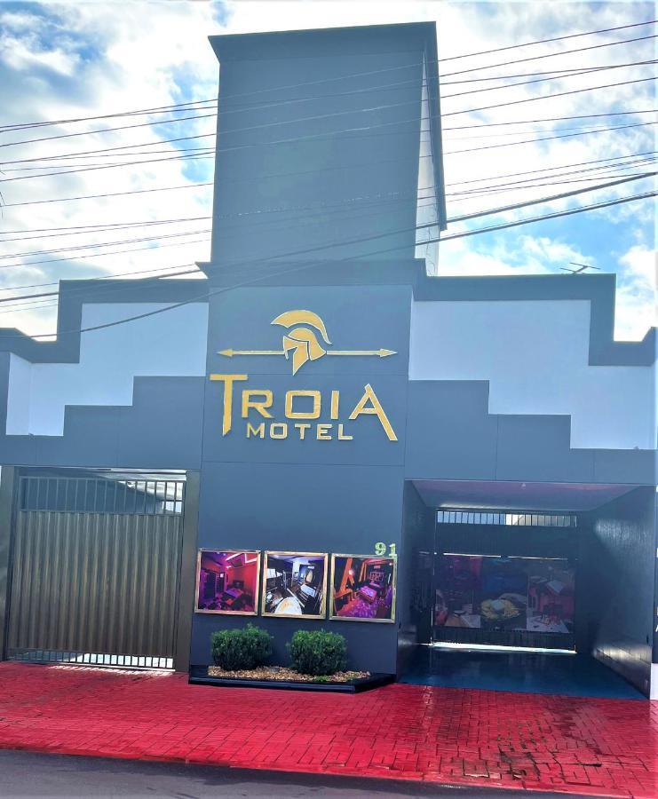 Troia Motel Фос ду Игуасу Екстериор снимка