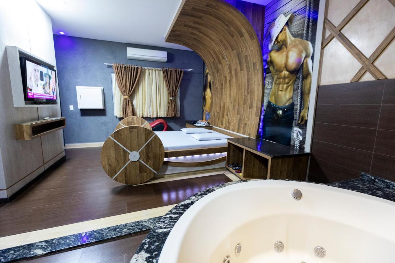 Troia Motel Фос ду Игуасу Екстериор снимка